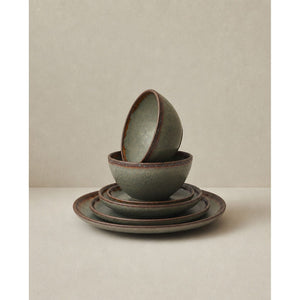 Salad plate – Portuguese Stoneware, Handmade Ceramic Surface, Multicoloured Glaze – Côa | Bazar Bizar Antwerp