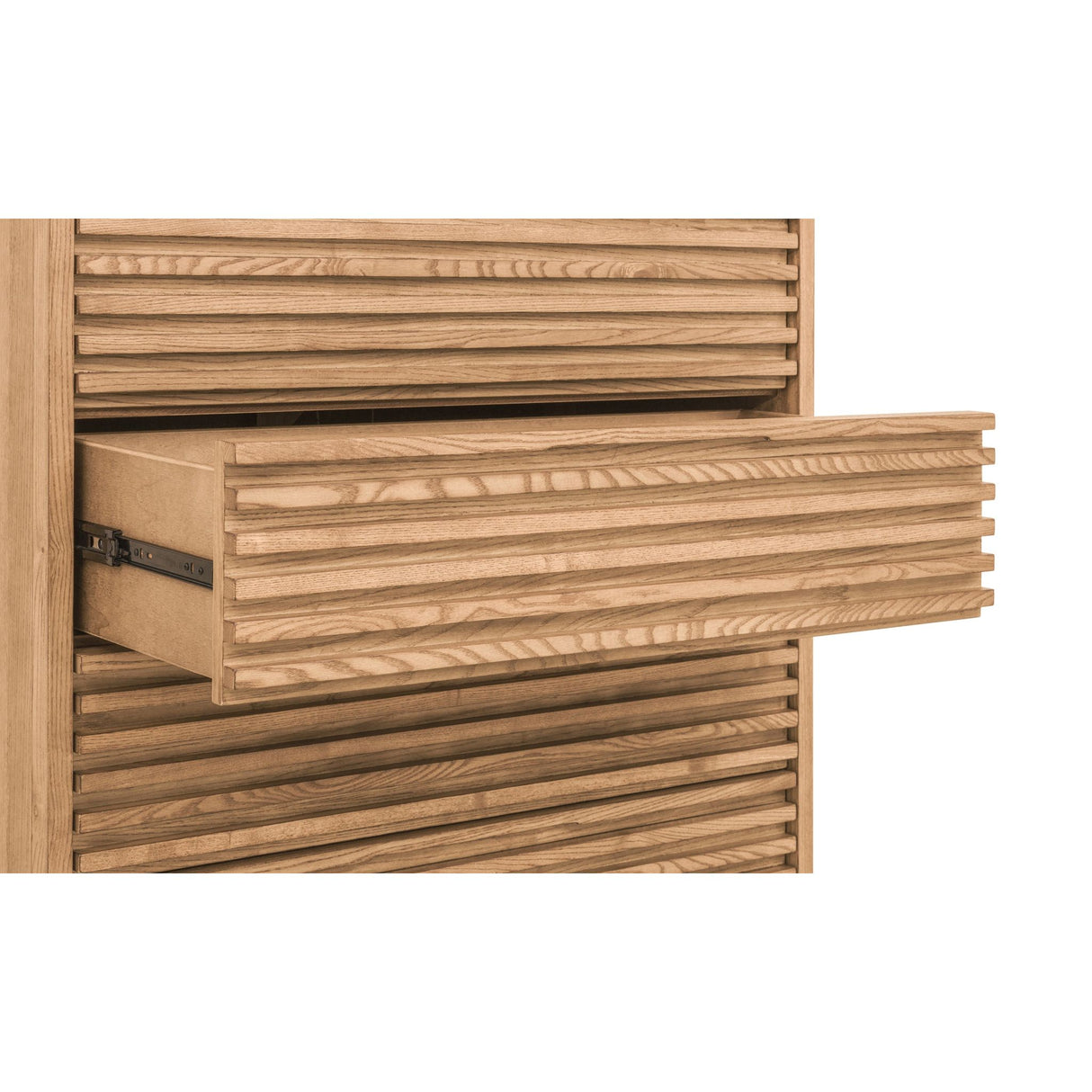 Kommode – Eschenholz Material, Lamellenfront Design, Flaxen Naturton, 132 cm Höhe - Tanner | Modus Furniture International