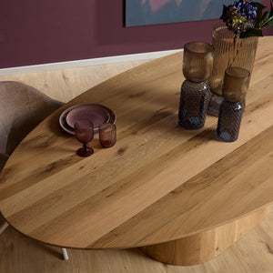 Dining Table – Natural Finish, Oak Wood Material, Oval Design – Riga | Starfurn