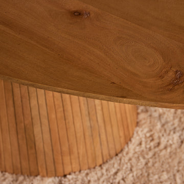 Esszimmertisch – Mangoholz Tischplatte, Massivholzgestell, Ovale Form – Solana | Starfurn