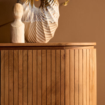 Sideboard – Mangoholz, Lattenfront, Naturfarbe – Solana | Starfurn
