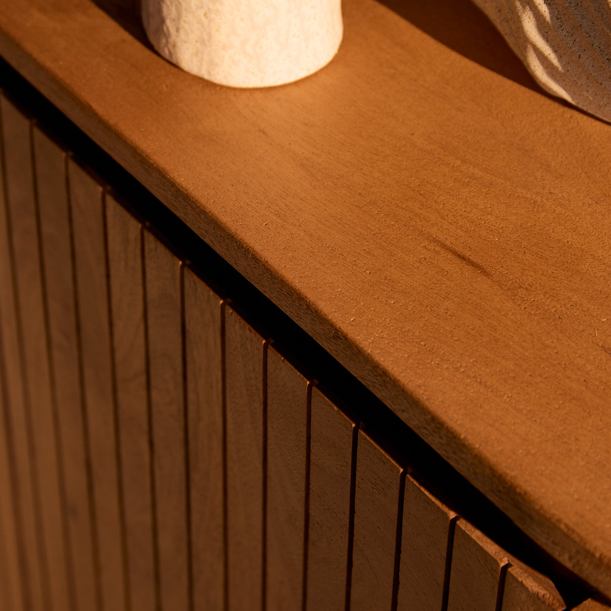 Sideboard - Mango wood, slatted front, natural color - Solana | Starfurn