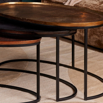 Couchtisch – Aluminium Tischplatten, Eisen Gestell, Ovales Design – Raley | Starfurn