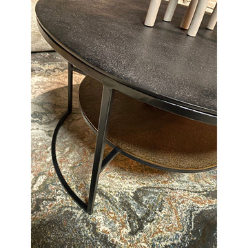 Couchtisch – Aluminium Platten, Schwarz/Gold Finish, Eisen Gestell – Lecia | Starfurn