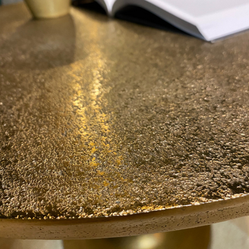 Couchtisch – Antikgoldene Oberfläche, Aluminium Körper, Hohe Form - Amara | Starfurn