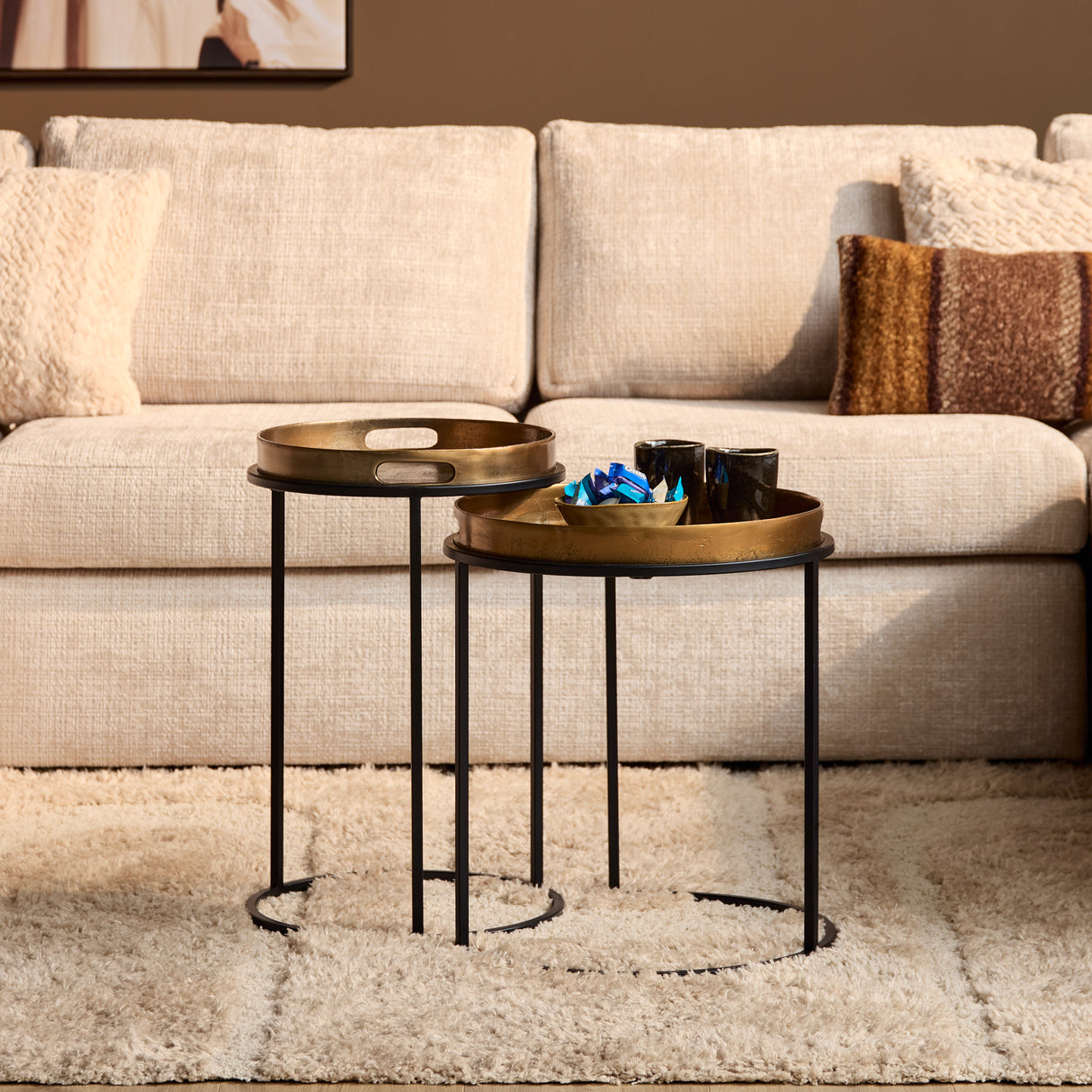 Side Table – Aluminum Top, Warm Copper Color, Black Metal Frame – Laure | Starfurn