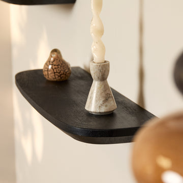 Wandregal – Modernes Design, Schwarzfarbe, Mangoholz – Gusta | Starfurn