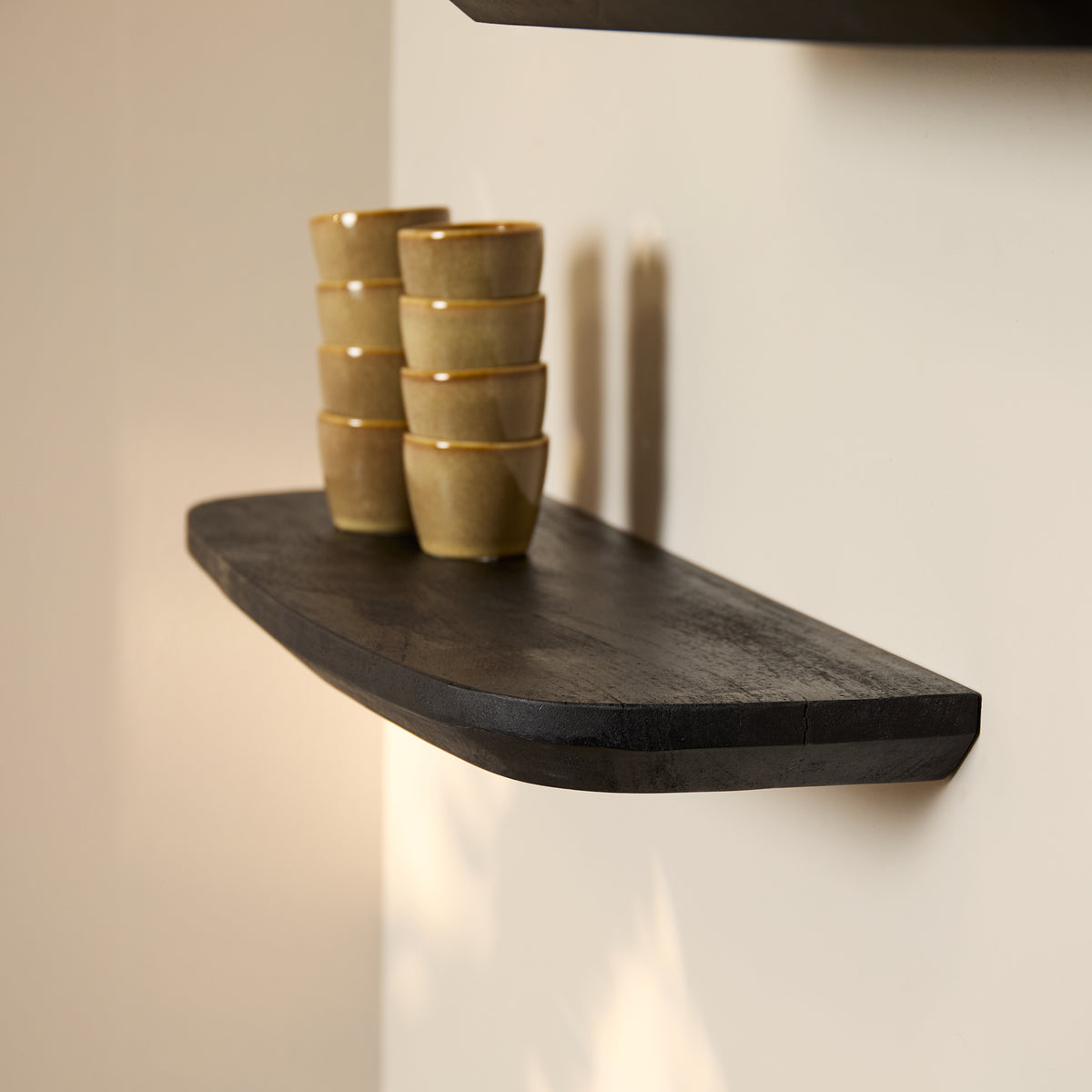 Wall Shelf – Modern Design, Black Color, Mango Wood – Gusta | Starfurn