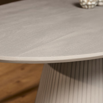 Esszimmertisch – Mangoholz, Lattenoptik, Ovale Form – Solana | Starfurn