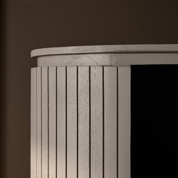 Schrank – Taupe Oberfläche, Vertikale Latten, Mango Holz – Solana | Starfurn