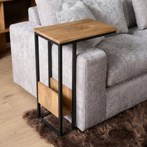 Side Table – Light Mango Wood, Black Metal, Slim Design – Slider | Starfurn