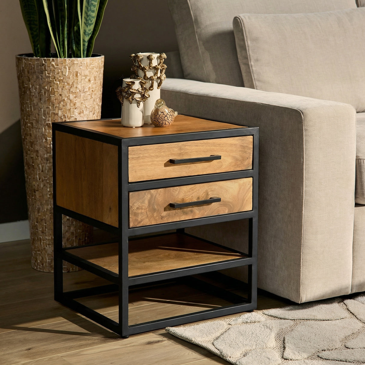 Beistelltisch – Natürliche Oberfläche, Mangoholz Material, Modernes Design - Dakota | Starfurn