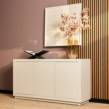 Sideboard – Mangoholz, Sand-Finish, Push-to-Open-Türen – Brussel | Starfurn