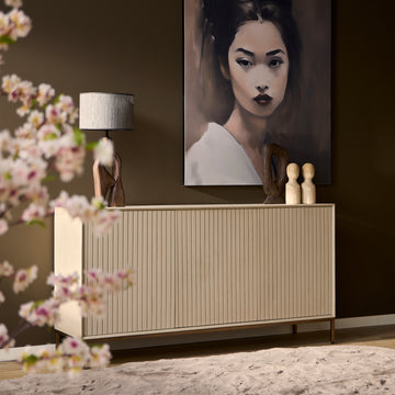Sideboard - Sandfarbenes Mangoholz, Vertikale Lamellenfront, Bronzefarbenes Metallgestell, 165 cm – Madison | Starfurn