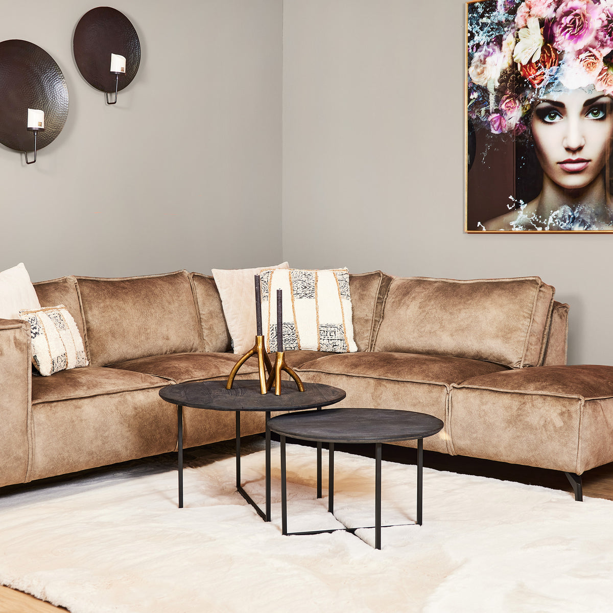 Coffee Table – Mango Wood, Black Lacquer, Metal Frame – Arlington | Starfurn