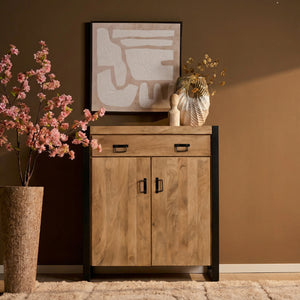 Flurschrank – Mangoholz, Schwarzmetall, Naturfinish – Britt | Starfurn
