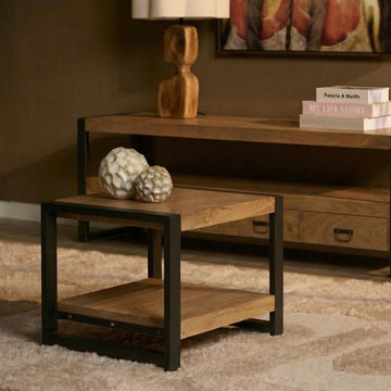 Beistelltisch – Modernes Design, Naturfarbe, Mangoholz und Metall – Britt | Starfurn
