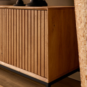 TV-Möbel – Mangoholz, Lattenfront, Naturfarbe – Madison | Starfurn