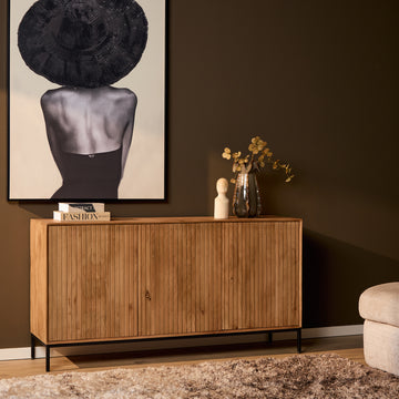 Sideboard - Naturfarbenes Mangoholz, Vertikale Lamellenfront, Grifflose Türen, 165 cm – Madison | Starfurn