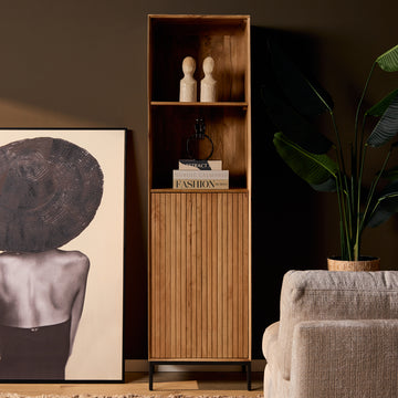 Bücherregal - Natur Mangoholz, Vertikale Lamellenfront, Metallgestell, 55 cm – Madison | Starfurn