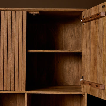 schrank – Natürliches Mangoholz, Vertikale Latten, Offene Fächer – Madison | Starfurn