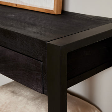 Beistelltisch - Mangoholz Schwarz, Zwei Schubladen, Schwarzes Gestell, 120 cm – Boaz | Starfurn
