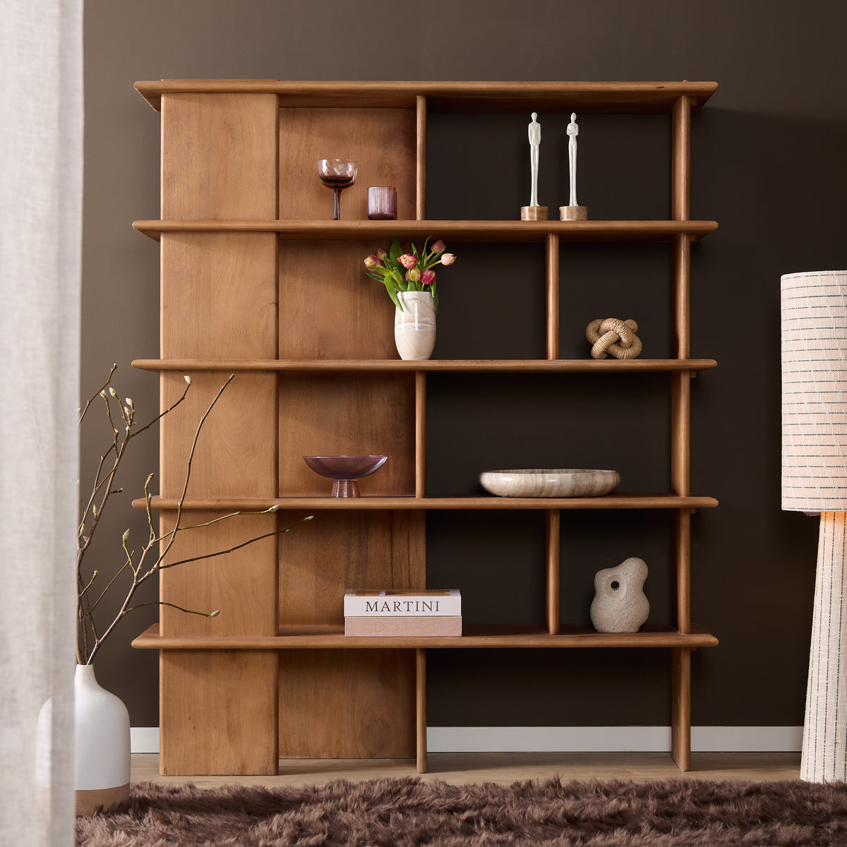 Wandregal - Massives Mangoholz, Natur-Finish, Offenes Design, Versetzte Böden - Lina | Starfurn