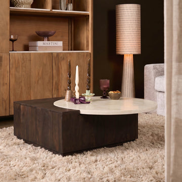 Couchtisch – Mangoholz Basis, Travertin Platte, Runde Form – Numa | Starfurn