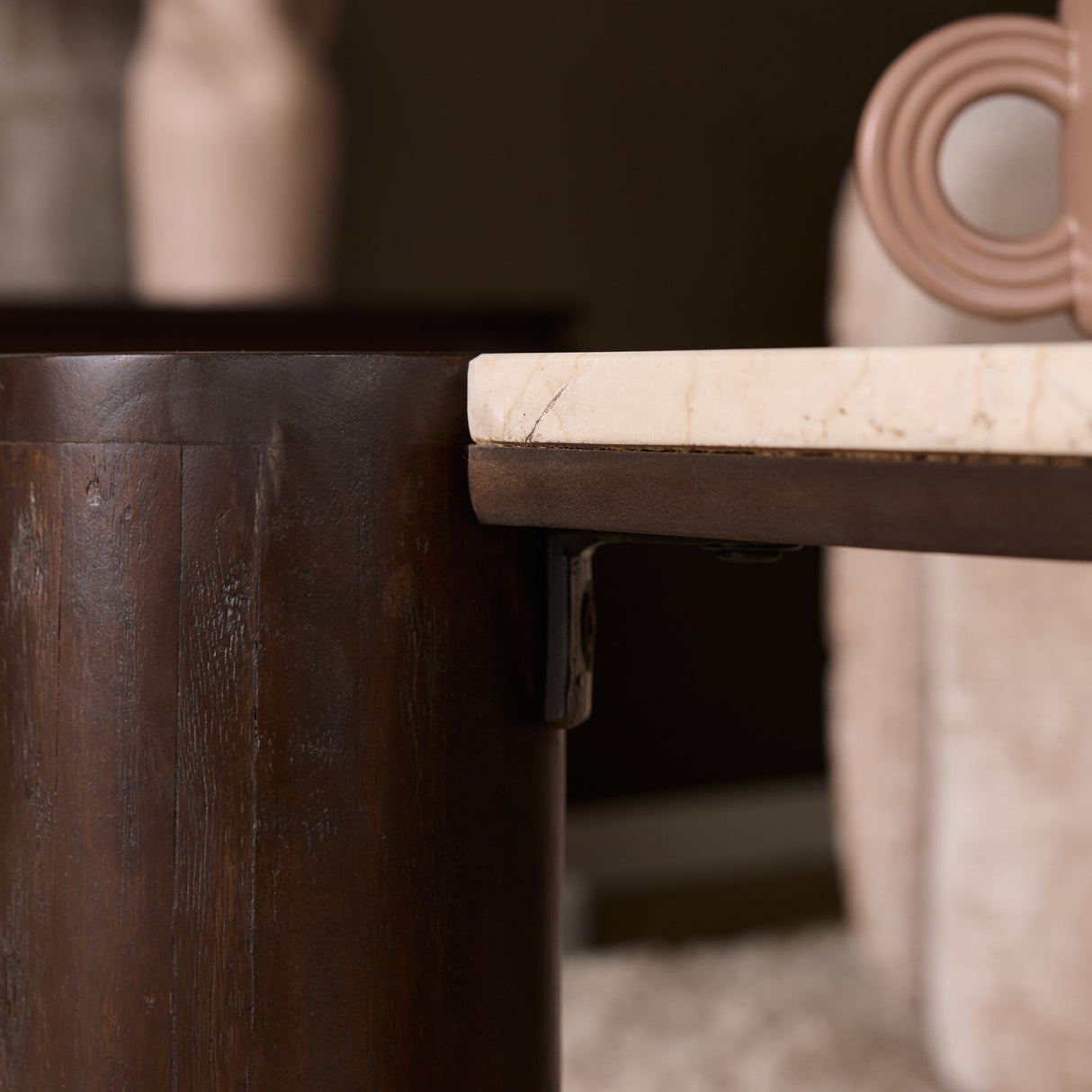 Couchtisch – Braune Marmor Oberfläche, Marmor Material, Modernes Design – Maeve | Starfurn