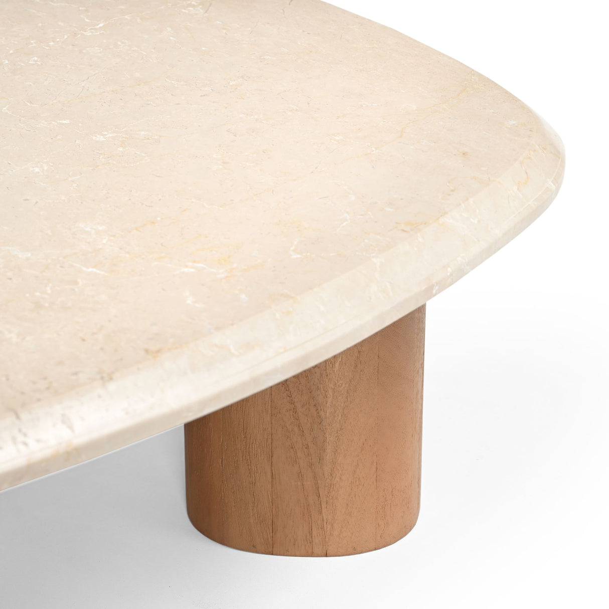 Couchtisch – Natur Mangoholz, Marmor Platte, Organische Form 100 cm – Nuvé | Starfurn