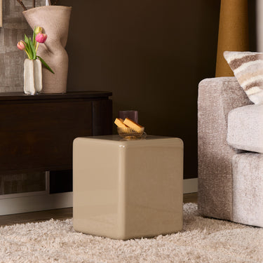 Coffee Table – Beige, Glossy Finish, Rounded Corners – Elias | Starfurn