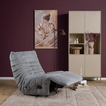 Relaxsessel mit Aragon 90 Bezug, Faltenpolsterung und verstellbarer Rückenlehne mit Fußstütze – Zen | Starfurn