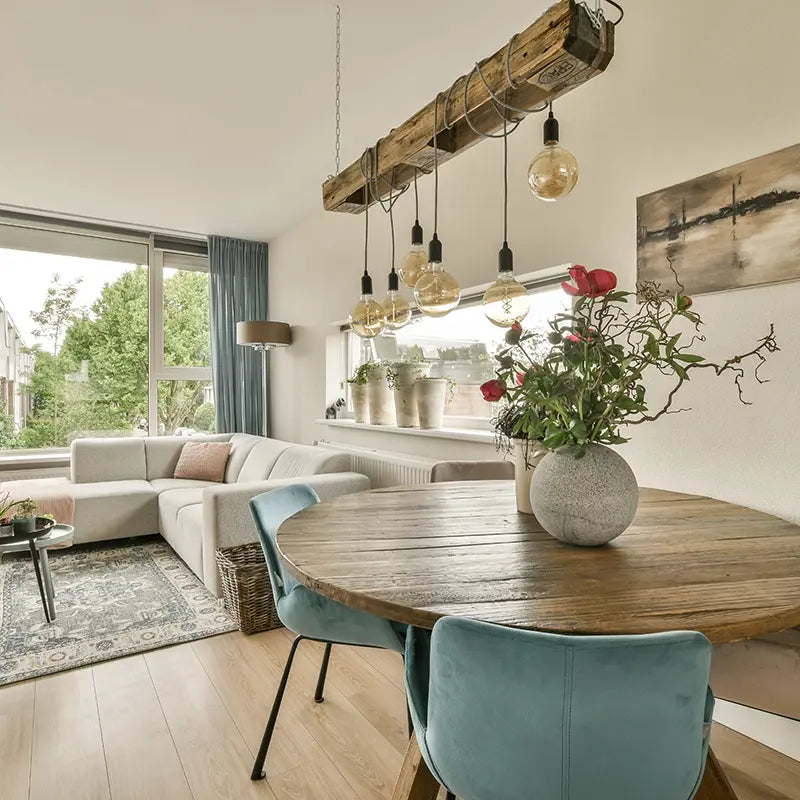 Wohnzimmer mit Essbereich