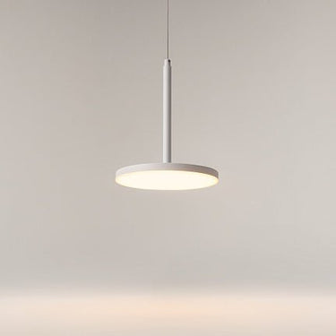 Pendelleuchte Weißes Aluminiumgehäuse mit mattweißem Acryl - Diffusor, integrierter LED und modernem Design – Arc | Maytoni - Esszett Luxury | Stilvolles Wohnen mit Charakter