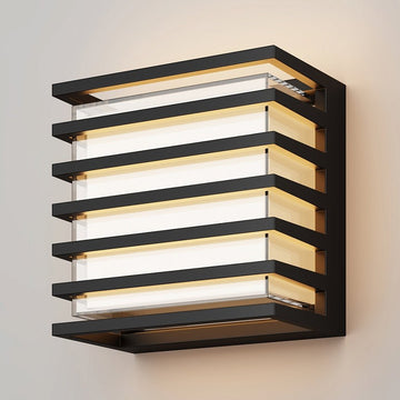Wandleuchte mit schwarzem Aluminiumgehäuse und satiniertem Glasdiffusor – Downing Street | Maytoni - Esszett Luxury | Stilvolles Wohnen mit Charakter