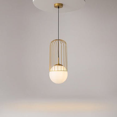 Pendelleuchte mit goldfarbener Metallbasis und weißem Glasdiffusor im modernen Design – Telford | Maytoni - Esszett Luxury | Stilvolles Wohnen mit Charakter