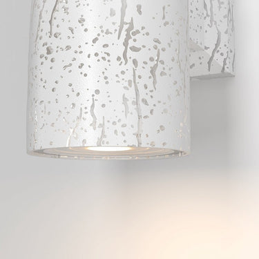 Wandleuchte mit weißem Aluminiumgehäuse und versiegeltem Sicherheitsglas – Bowery | Maytoni - Esszett Luxury | Stilvolles Wohnen mit Charakter