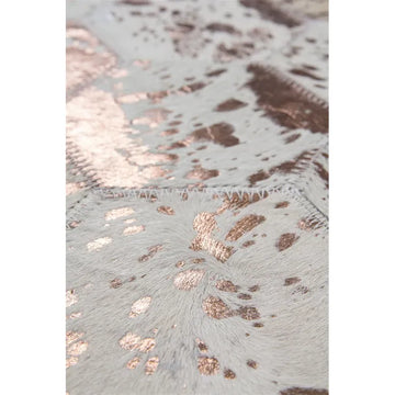 Lederteppich – Echtes Leder, Chrom Applikationen, Wabenmuster Design, 120 x 170 cm - Spark 210 | Kayoom
