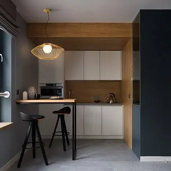 Metal & Glass Pendant Lamp with Adjustable Height & Modern Design – Plec | Maytoni