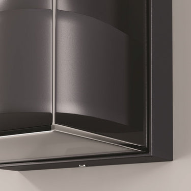 Wandleuchte mit graphitfarbenem Aluminiumgehäuse und klarem Kunststoff - Diffusor – Conf | Maytoni - Esszett Luxury | Stilvolles Wohnen mit Charakter