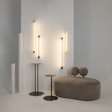 Wall lamp with swivel LED spot, black aluminum body and modern minimal design - Rotta | Maytoni