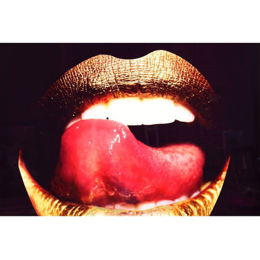Glas - Wandbild - Lip with tongue von PTMD - Esszett Luxury | Stilvolles Wohnen mit Charakter