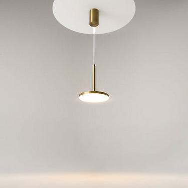 Pendelleuchte Mattgoldenes Aluminiumgehäuse mit mattweißem Acryl - Diffusor, integrierter LED und modernem Design – Arc | Maytoni - Esszett Luxury | Stilvolles Wohnen mit Charakter