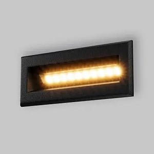 Treppenleuchte – Schwarzes Metall, IP65 Schutz, 13,7 cm Länge - Bosca | Maytoni