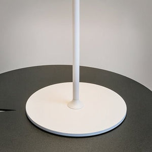 Tischleuchte Transparente Glasvase Weißer Metallkopf & Touch - Dimmer – AI Collaboration | Maytoni - Esszett Luxury | Stilvolles Wohnen mit Charakter