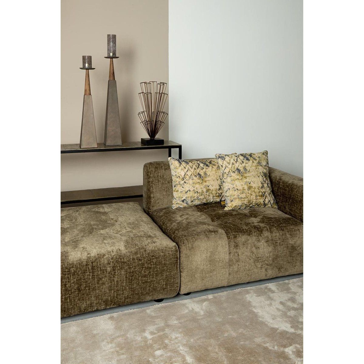 Kerzenhalter - Cinder Grey metal and wood piramid M von PTMD - Esszett Luxury | Stilvolles Wohnen mit Charakter
