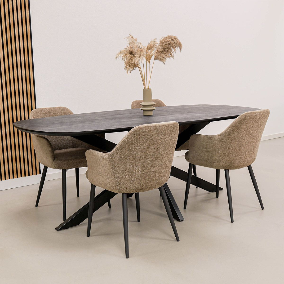 Esszimmerstuhl – Texture Stoff, Metallgestell Schwarz, Champagner Farbe - Jodi | Kick Collection