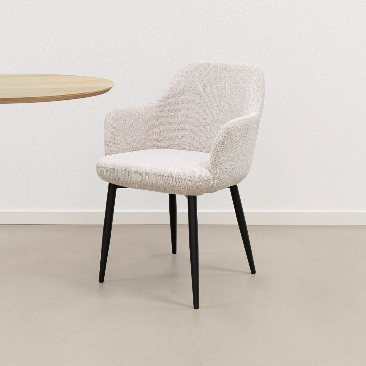 Esszimmerstuhl – Texture Stoff, Metallgestell Schwarz, Champagner Farbe - Jodi | Kick Collection