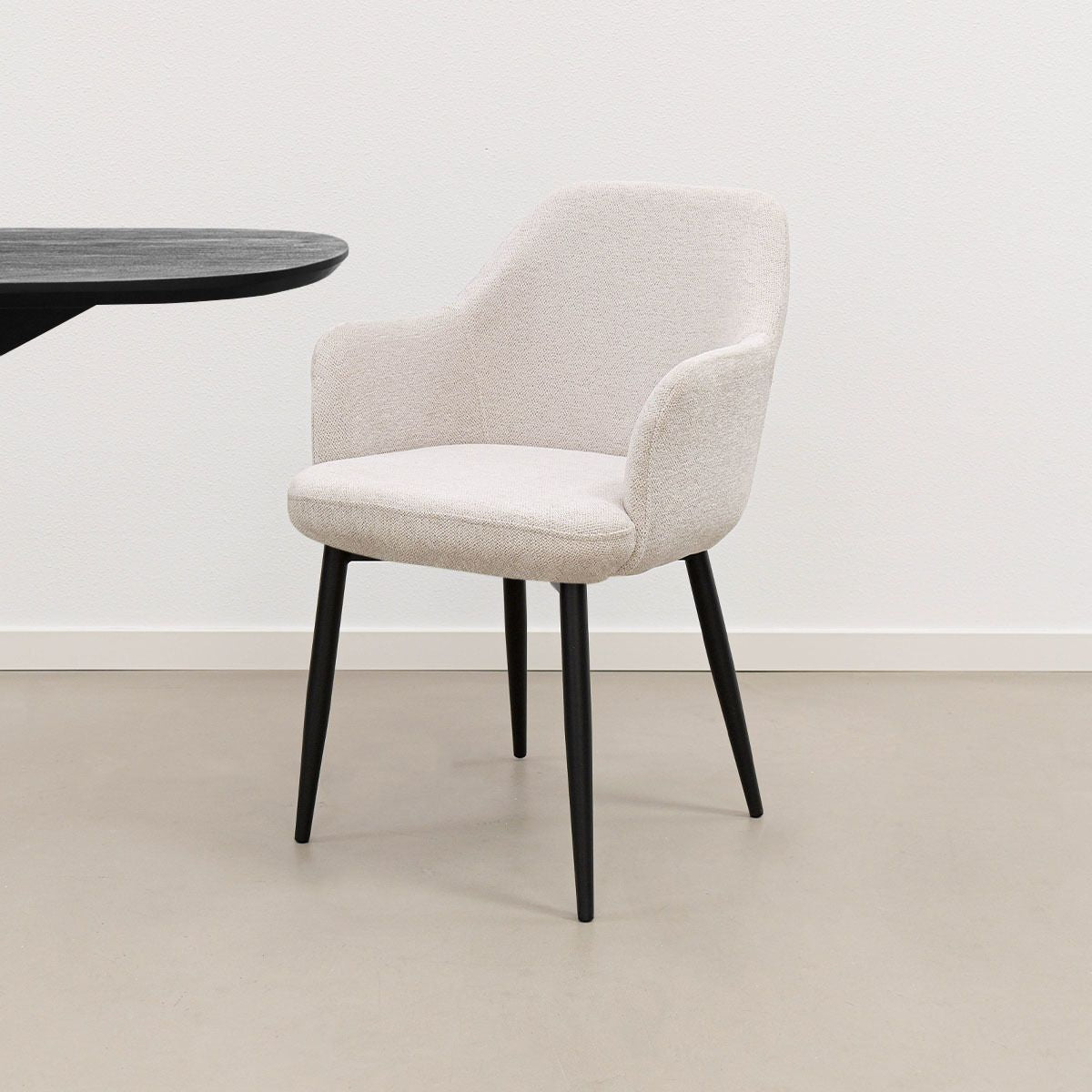 Esszimmerstuhl – Texture Stoff, Metallgestell Schwarz, Champagner Farbe - Jodi | Kick Collection