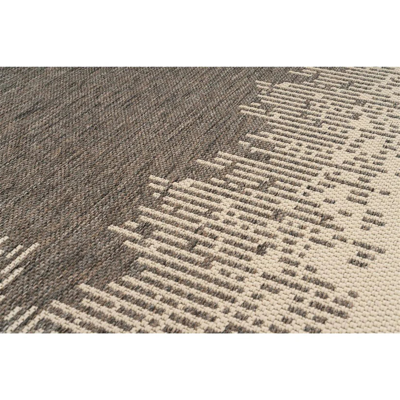 Polypropylene Rug with UV Resistance & Easy-Care Surface – Splash 925 | Kayoom